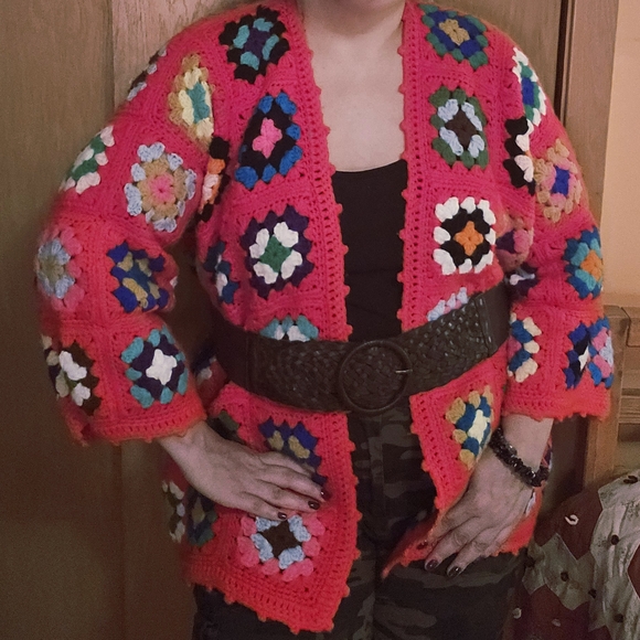 Handmade Crochet Cardigan Sweater XL Granny Square Vintage Red Multicolor - Picture 13 of 13